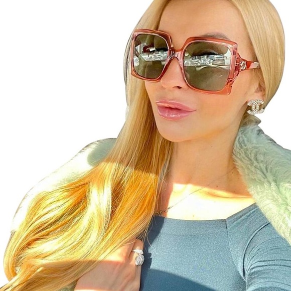 NWT Gucci GG0876 - 003 Square Frame Sunglasses - Picture 2 of 13